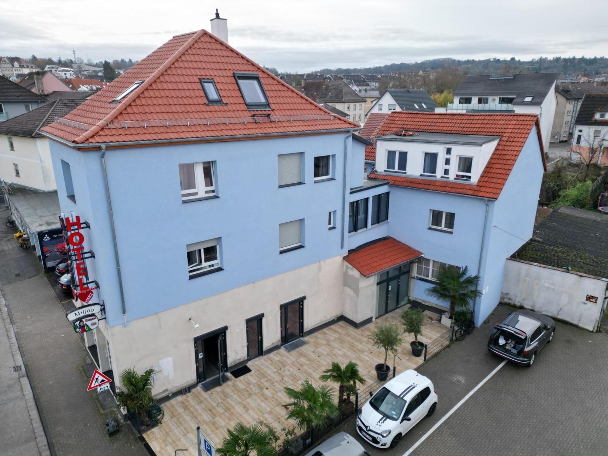 Hotel Bruchsaler Herz Екстериор снимка