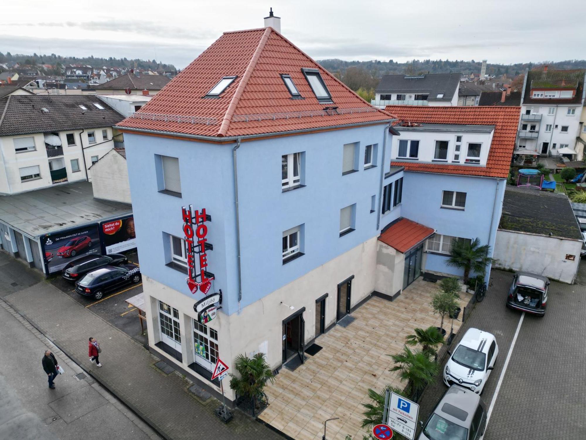 Hotel Bruchsaler Herz Екстериор снимка